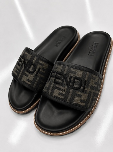 نعل ماركة FENDI 13445F (39, شوكلا)