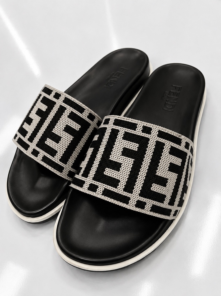 نعل ماركة FENDI 13445F